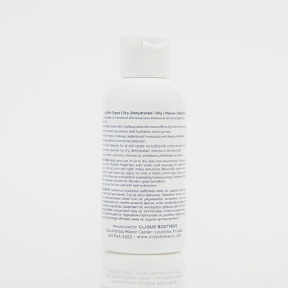 PRE-CLEANSE / A botanical cleansing oil